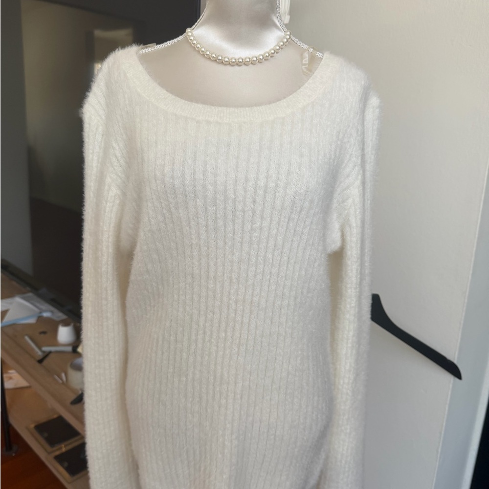 Elegant Cream Crew Neck Sweater